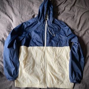 Men’s Volcom raincoat / hiking jacket Navy Blue and off-white. Size XL